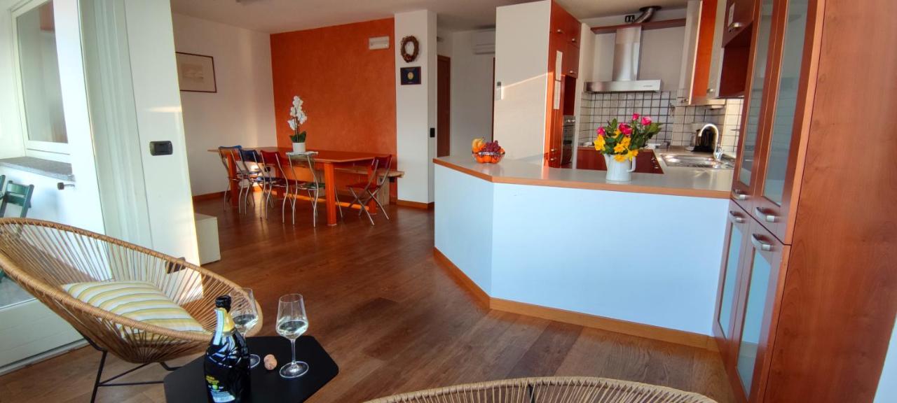 The Lake Apartment كوليكو المظهر الخارجي الصورة